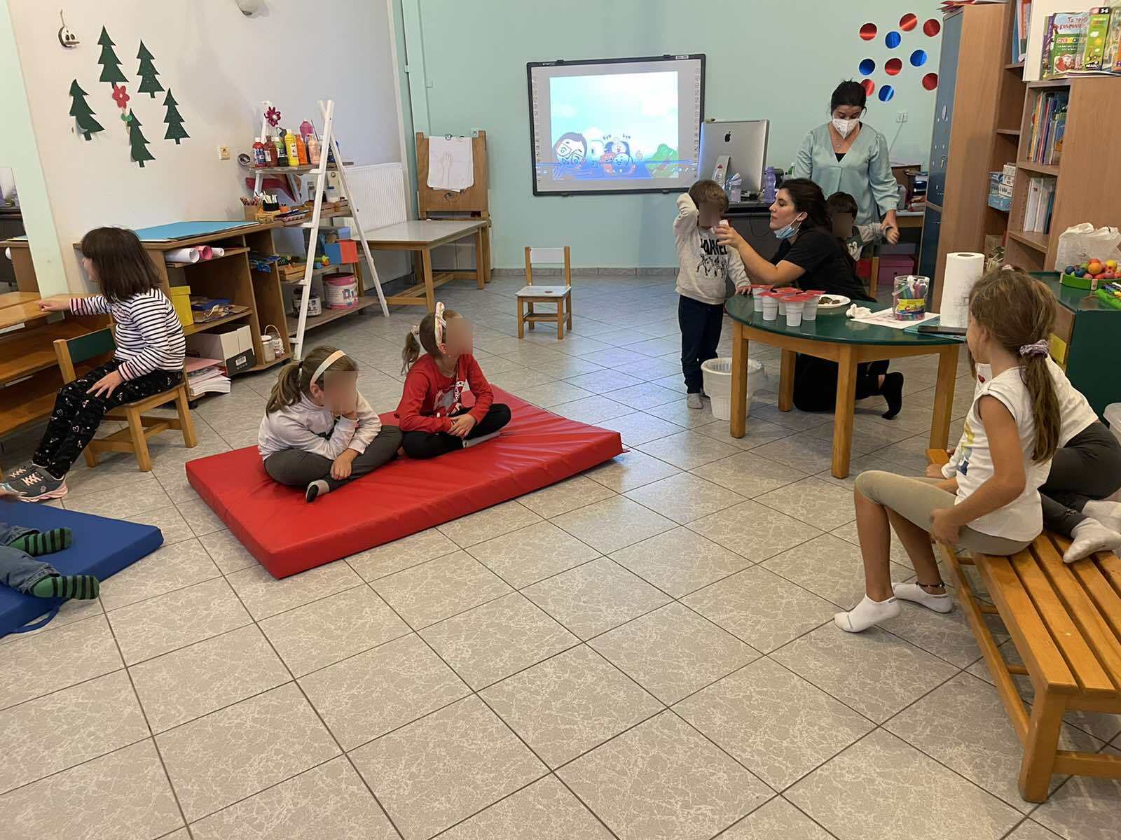 Messy Play 4 - Blurred Messy Play